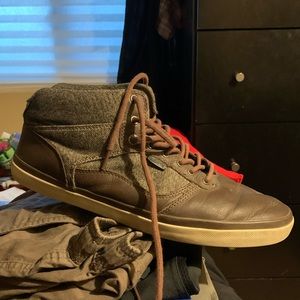 Vans Brown Chukka Ultracush Midtop